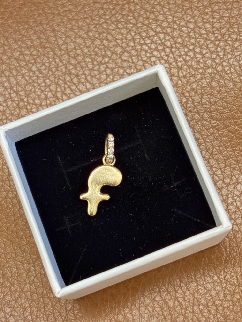 Alex Mika 14k Diamond Bubble Initial Pendant ‘f’. Original $880